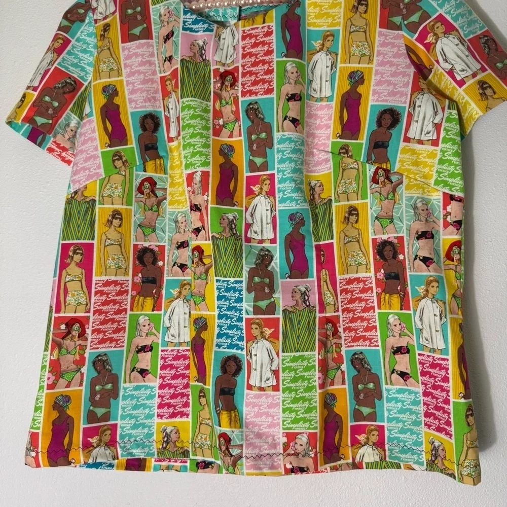 Home sewn Simplicity Vintage summer ladies print scrub top